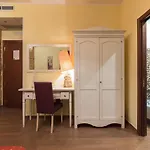 Vogue 2*