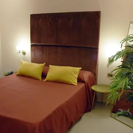 Otel Vogue 2*