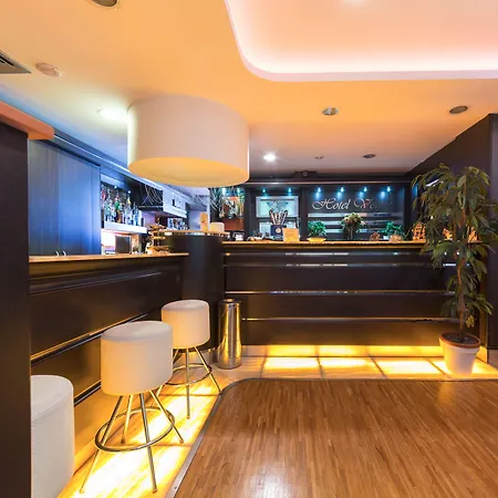 Hotel Vogue