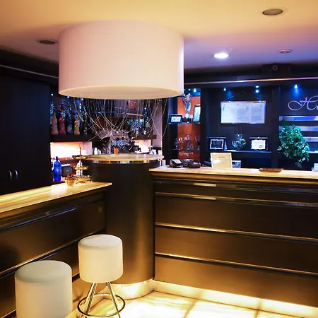 Vogue Hotel