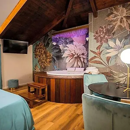 Vogue Hotel