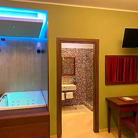Vogue Hotel