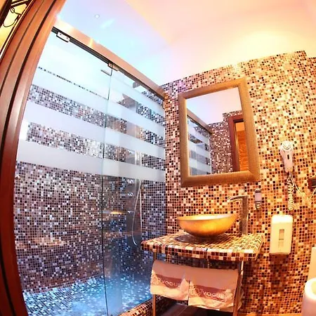 Otel Vogue 2*