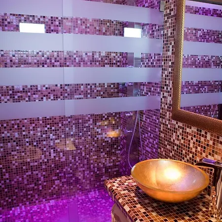 Otel Vogue 2*