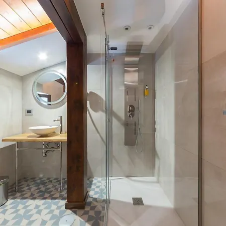 Otel Vogue 2*