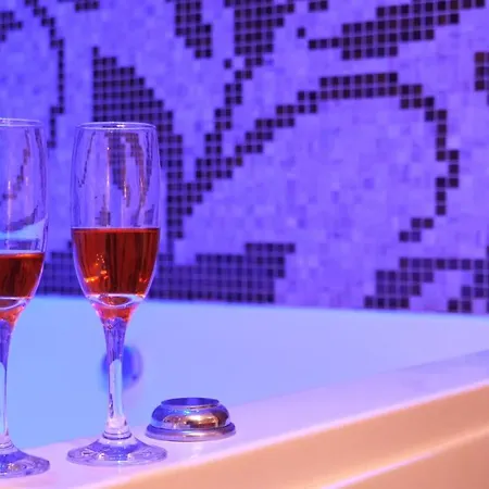 Vogue Hotel
